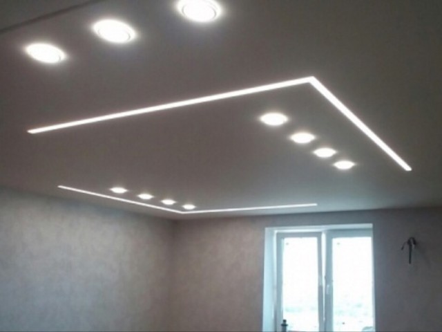 Парящие линии на натяжном потолоке 3