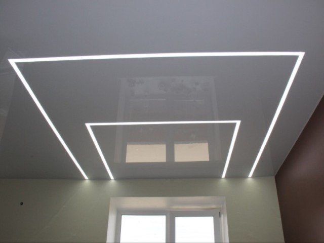 Парящие линии на натяжном потолоке 4