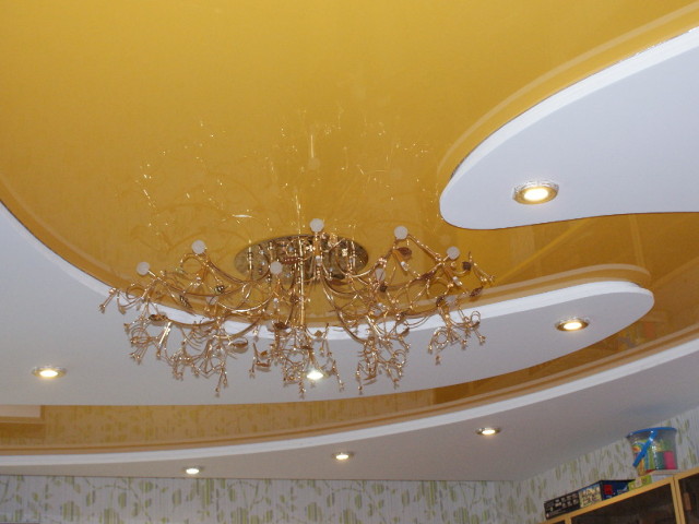 Многоуровневый натяжной потолок 4