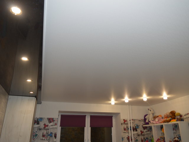 Эксклюзивный натяжной потолок 1