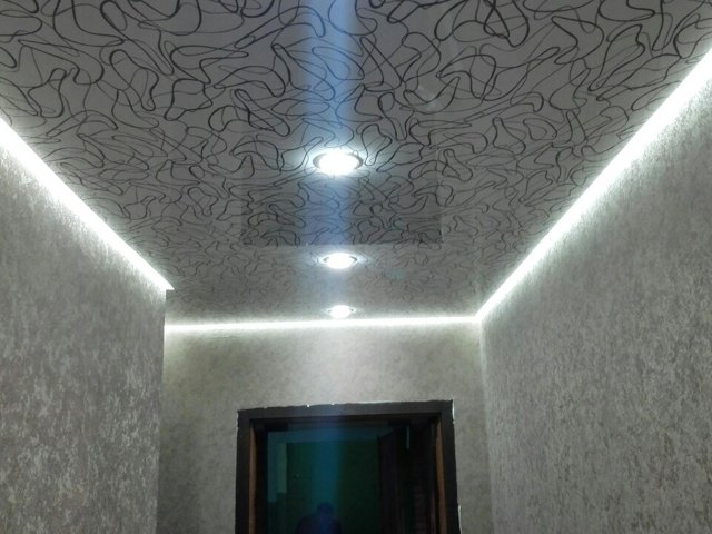 Парящий натяжной потолок 1