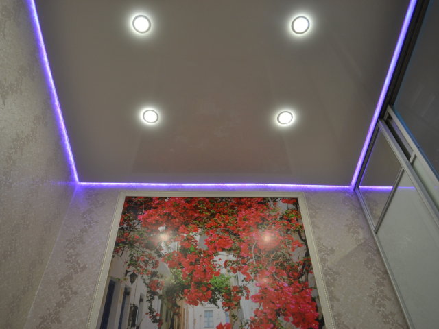 Парящий натяжной потолок 2