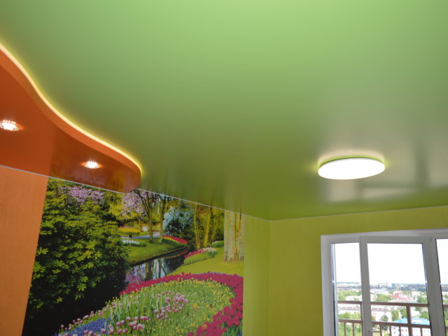 Сатиновый натяжной потолок 3